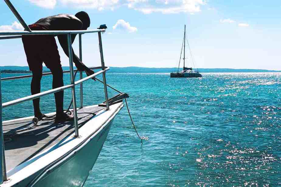 How Long Can You Leave A Boat Anchored In One Place? 5 Must-Know Tips