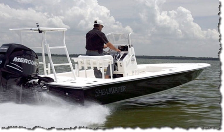 How Much Does a Center Console Boat Weigh? [9 Examples] 3