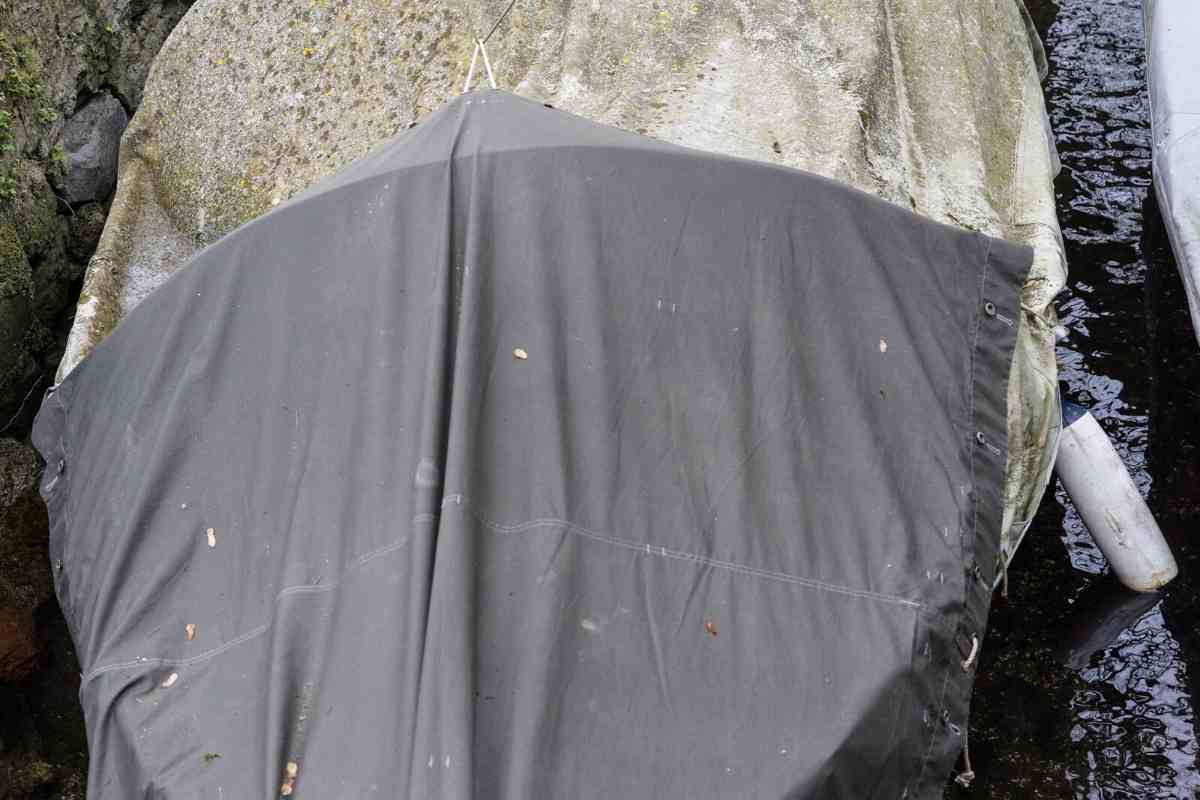 Boat Covers: Acrylic vs. Polyester Boat Covers -- The Pros and Cons 1
