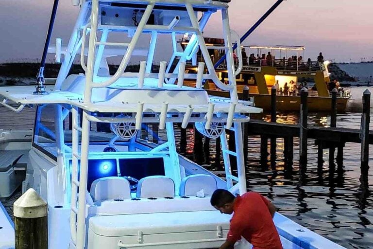 What Boat Lights Are Required At Night?