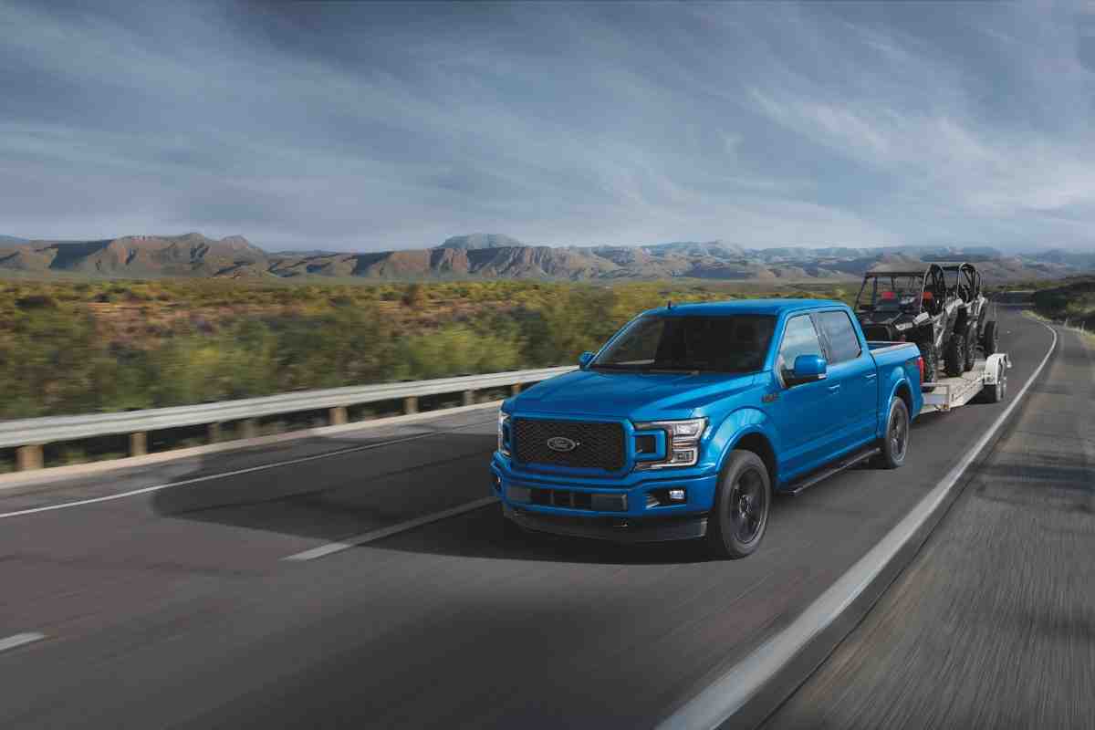 Towing Capacity: What Boats Can a Ford F-150 Pickup Truck Tow? 1