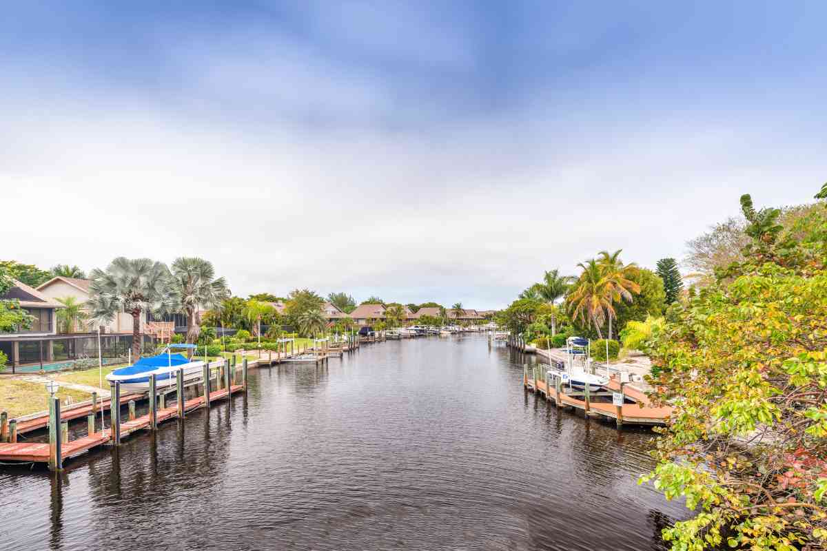 Where to Boat in Florida: Top Destinations and Tips 3