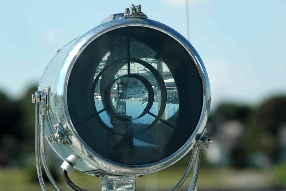 Spotlight on Safety: A Review of the 13 Best Boat Spotlights 3
