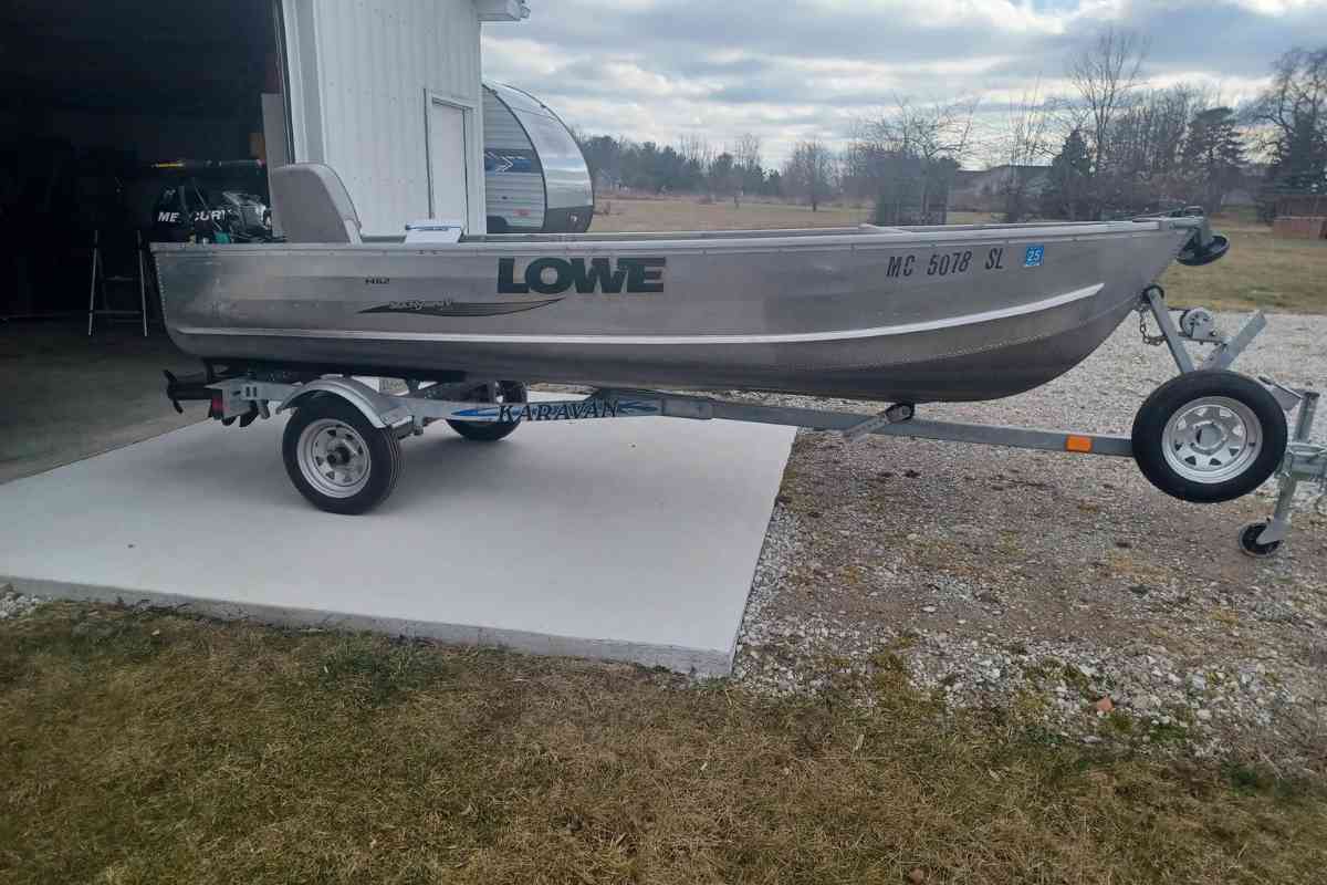 How Much Does a 14 Foot Aluminum Boat Weigh? A Comprehensive Guide 3