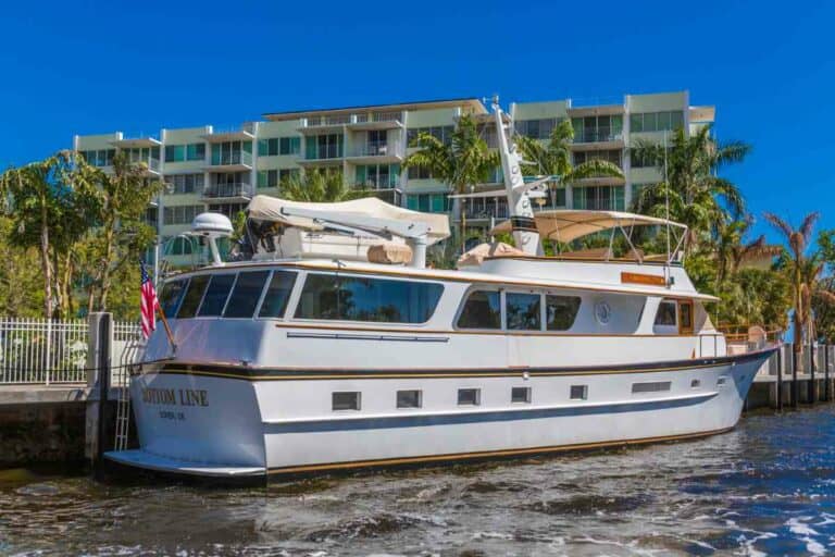 Living on Your Boat in Florida: What You Need to Know To Liveaboard