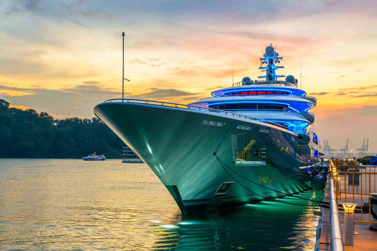 How Much Does It Cost to Rent a Yacht? A Comprehensive Guide 4