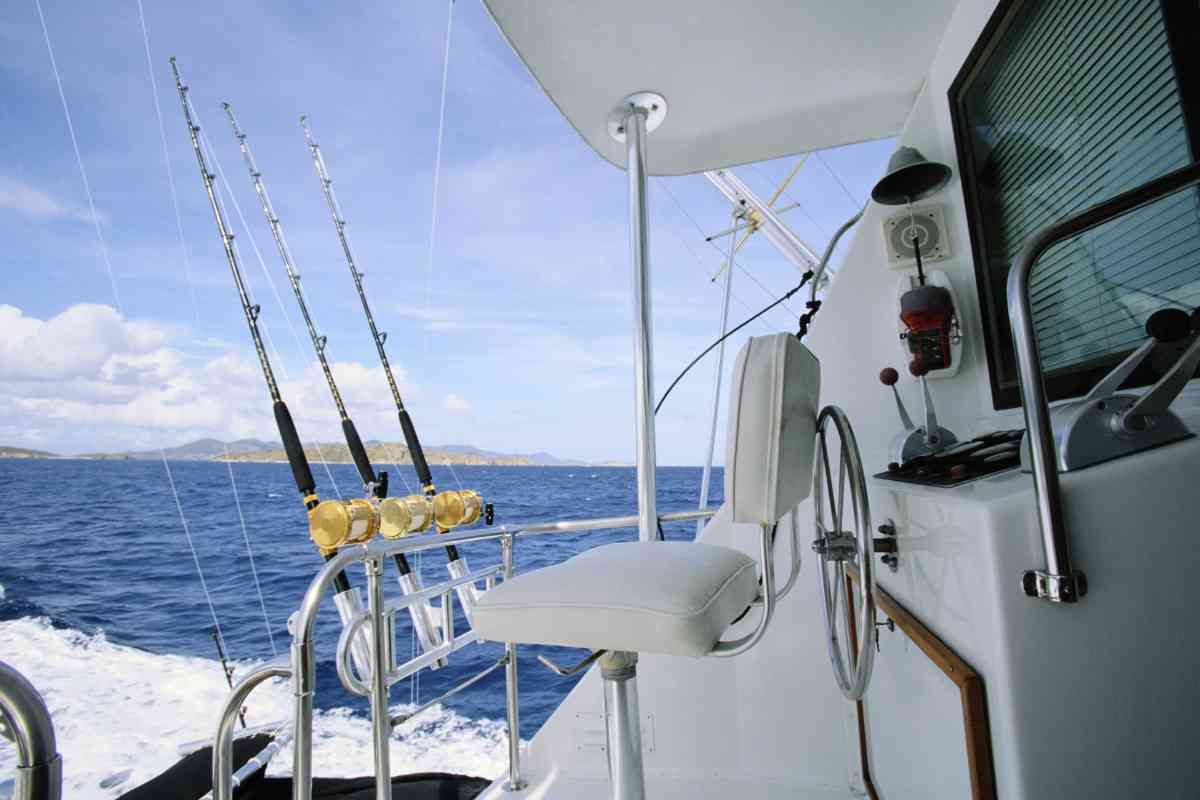 Best Offshore Fishing Boats: Top Picks for Serious Anglers 1