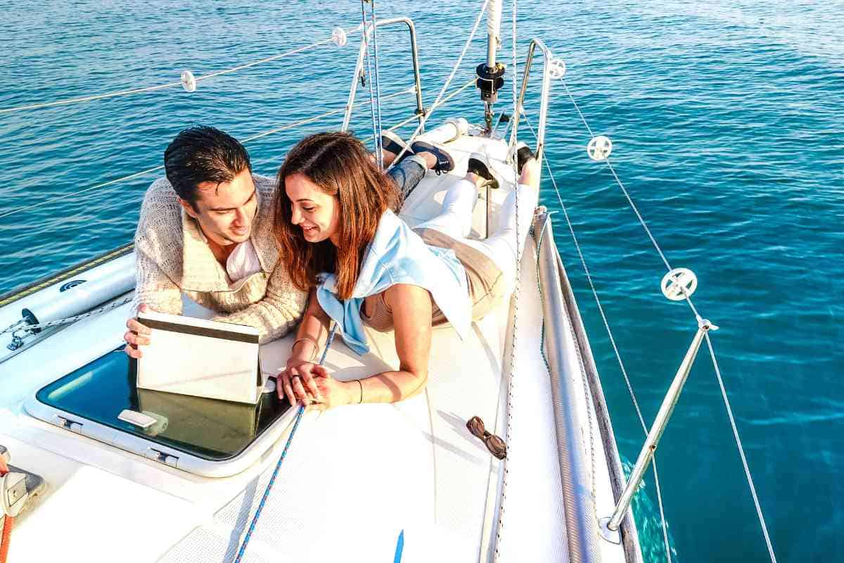 How to Become a Yacht Broker in Florida: A Clear Guide 7