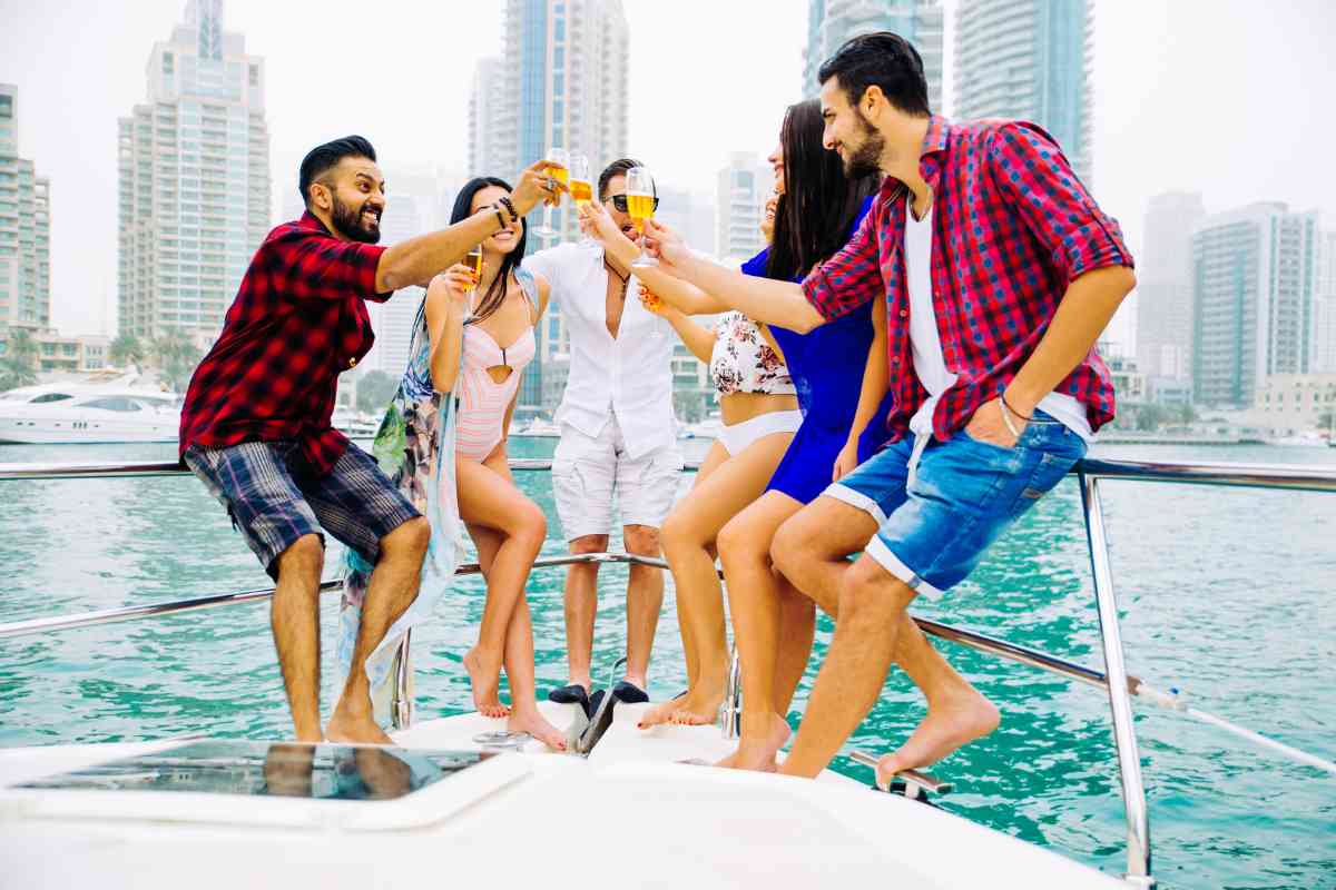 How to Become a Yacht Broker in Florida: A Clear Guide 10