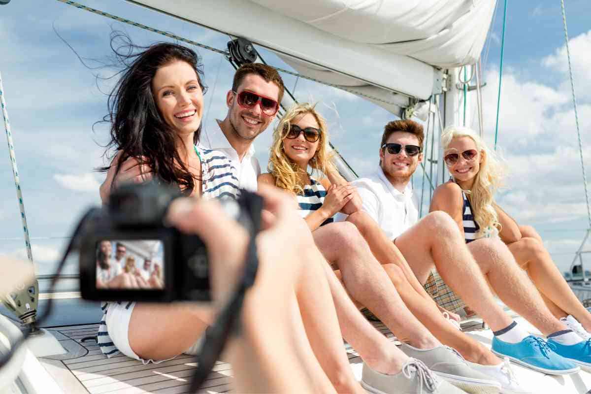 how to become a yacht broker in florida